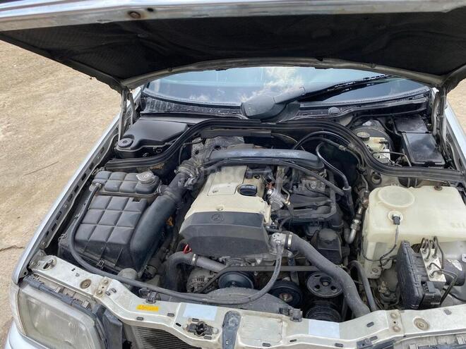 Mercedes C 200 2000, 377,147 km - 2.0 l - Biləsuvar