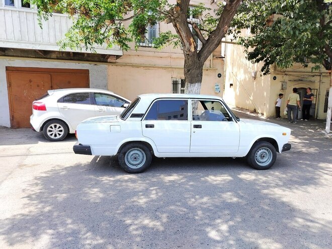 LADA (VAZ) 2107 2009, 170,000 km - 1.6 l - Bakı