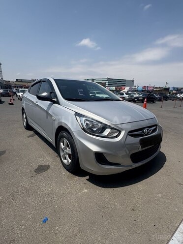 Hyundai Accent 2012, 200,000 km - 1.4 l - Bakı