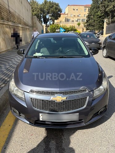 Chevrolet Cruze-1