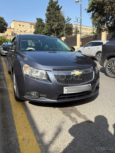 Chevrolet Cruze-2