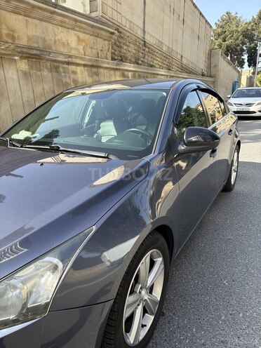 Chevrolet Cruze-8