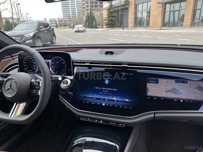 Mercedes E 300 2024, 2,500 km - 2.0 л - Bakı