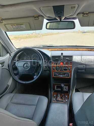 Mercedes C 230 1999, 250,000 km - 2.3 l - Bakı