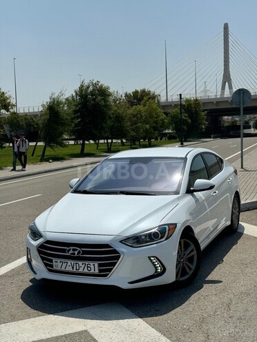 Hyundai Elantra 2018, 124,000 km - 2.0 l - Bakı