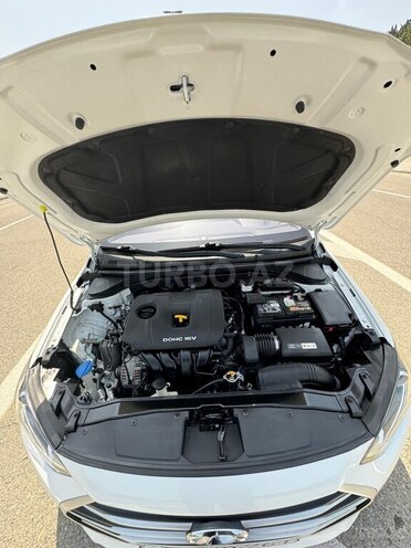 Hyundai Elantra 2018, 124,000 km - 2.0 l - Bakı