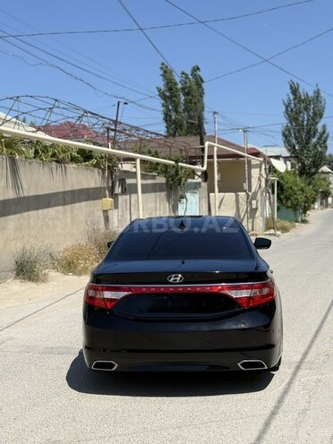 Hyundai Grandeur 2015, 184,000 km - 2.2 л - Bakı