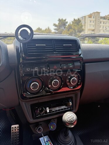LADA (VAZ) Niva 2024, 3,800 km - 1.7 l - Bakı