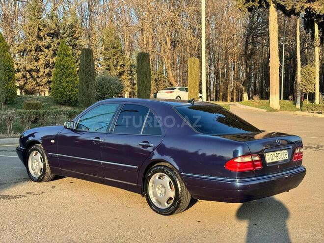 Mercedes E 240 1998, 325,658 km - 2.4 l - Masallı