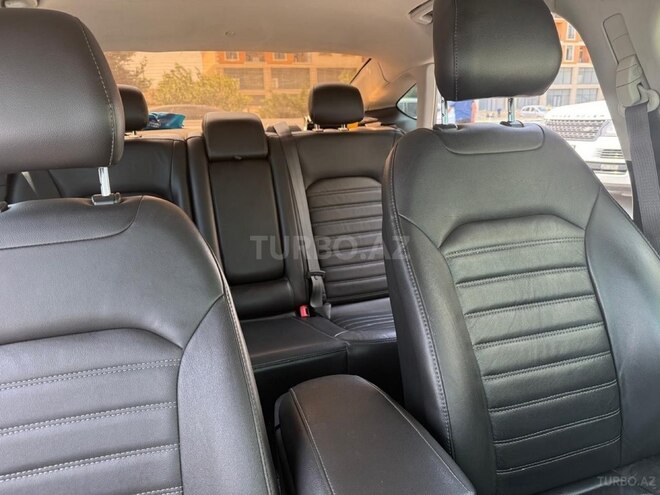 Ford Fusion (North America) 2013, 100,000 km - 2.0 л - Sumqayıt