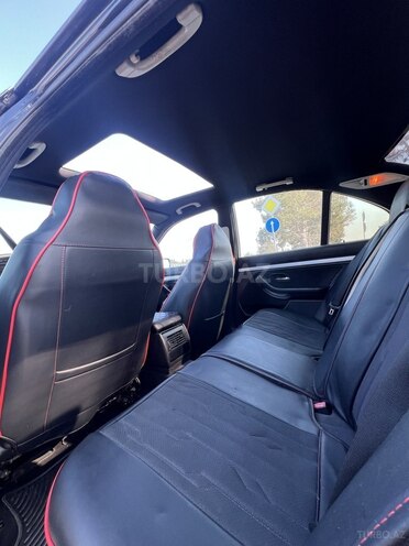BMW 523 1998, 415,000 km - 2.5 l - Bakı