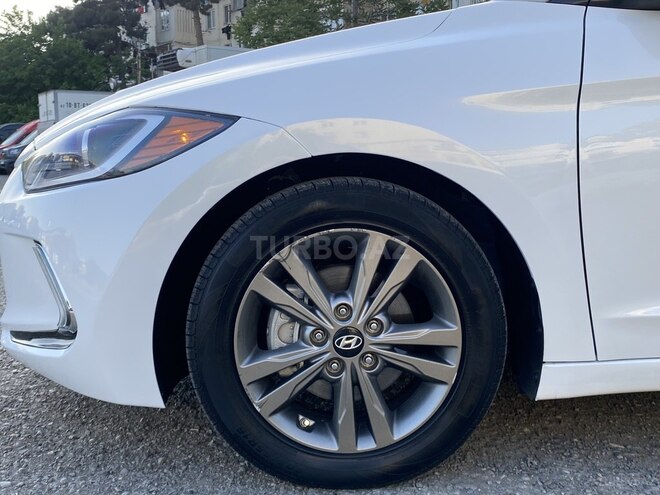 Hyundai Elantra 2018, 170,000 km - 2.0 l - Bakı
