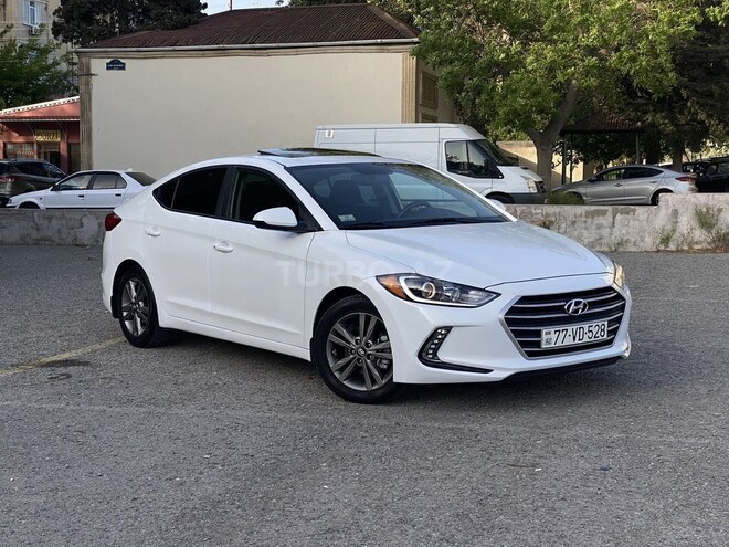 Hyundai Elantra 2018, 170,000 km - 2.0 l - Bakı