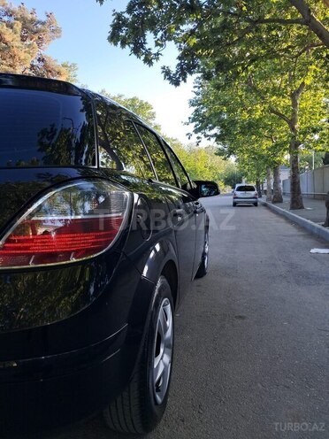 Opel Astra 2009, 270,000 km - 1.4 l - Tovuz