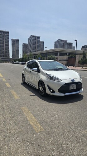 Toyota Aqua 2018, 120,000 km - 1.5 l - Bakı