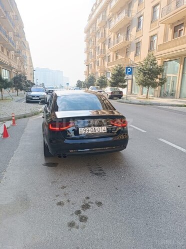Audi A4 2015, 195,000 km - 1.8 л - Bakı