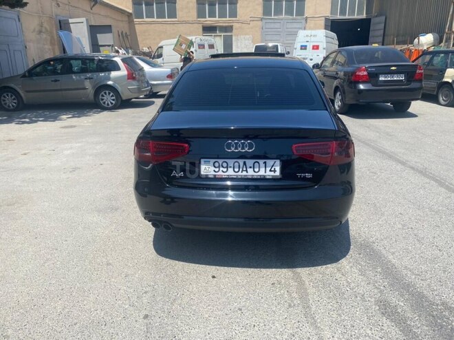 Audi A4 2015, 195,000 km - 1.8 л - Bakı
