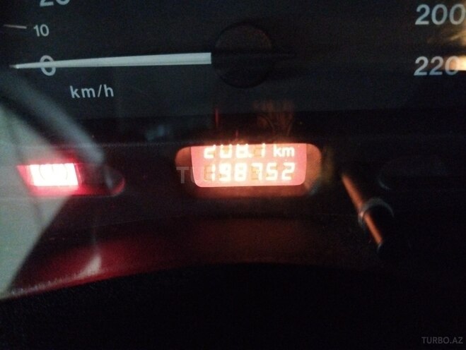 Opel Vectra 1997, 198,000 km - 1.6 л - Bakı