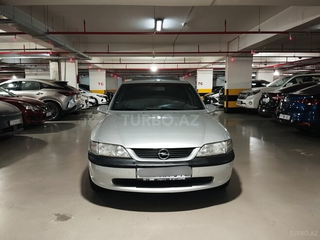Opel Vectra 1997, 198,000 km - 1.6 л - Bakı