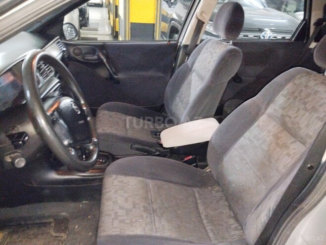 Opel Vectra 1997, 198,000 km - 1.6 л - Bakı
