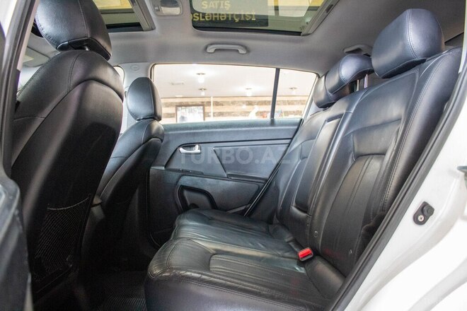 Kia Sportage 2011, 174,000 km - 2.4 л - Bakı