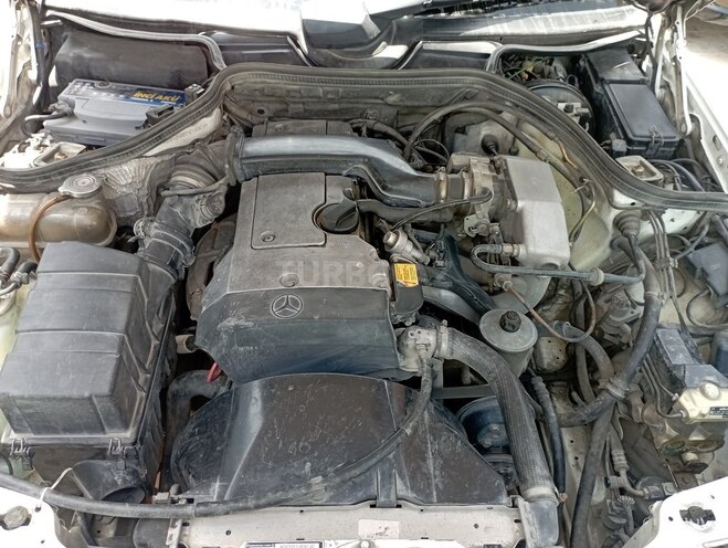 Mercedes E 220 1994, 467,375 km - 2.2 л - Bakı