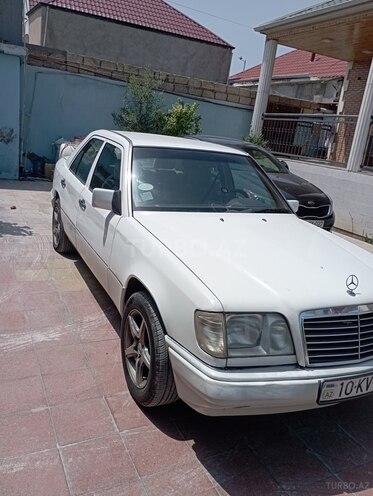 Mercedes E 220 1994, 467,375 km - 2.2 л - Bakı