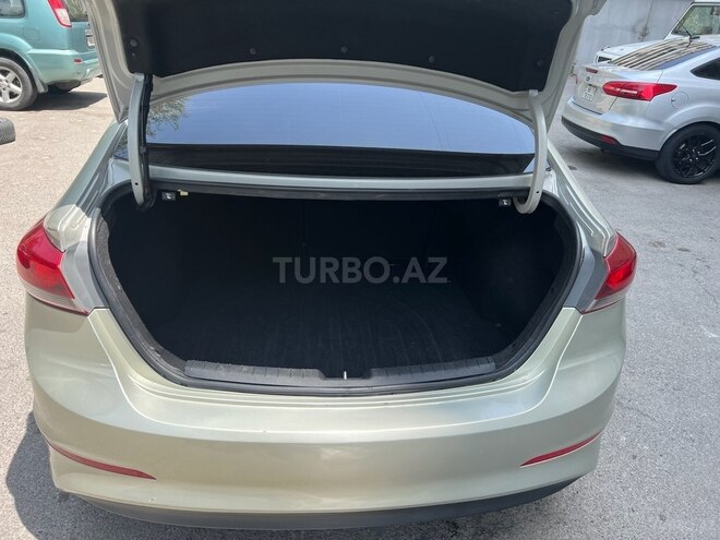 Hyundai Elantra 2017, 110,240 km - 2.0 l - Bakı