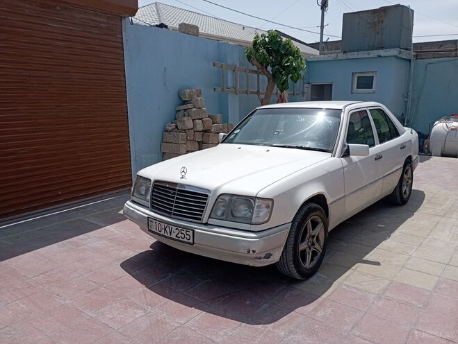 Mercedes E 220 1994, 467,375 km - 2.2 л - Bakı