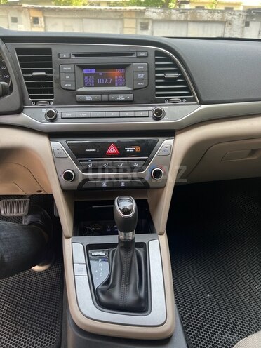 Hyundai Elantra 2017, 110,240 km - 2.0 l - Bakı