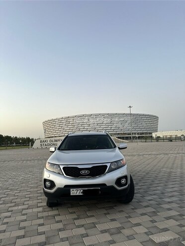 Kia Sorento 2010, 255,000 km - 2.0 л - Bakı