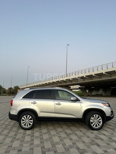 Kia Sorento 2010, 255,000 km - 2.0 л - Bakı