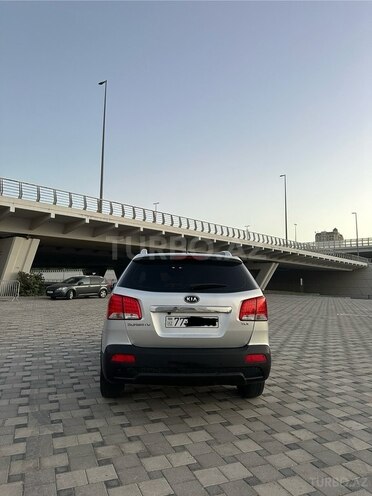 Kia Sorento 2010, 255,000 km - 2.0 л - Bakı
