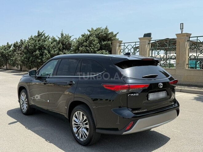 Toyota Highlander-11