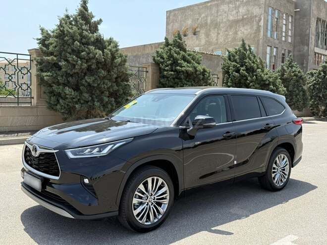 Toyota Highlander-13
