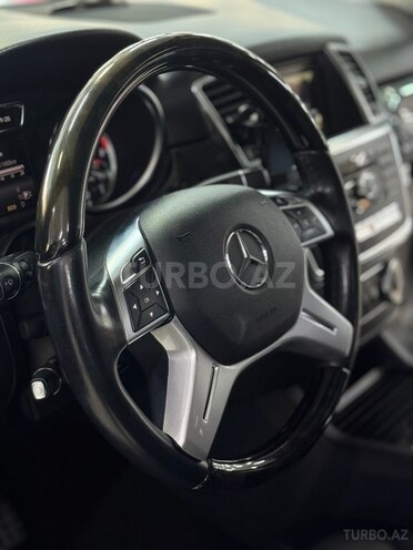 Mercedes ML 430 4MATIC-11