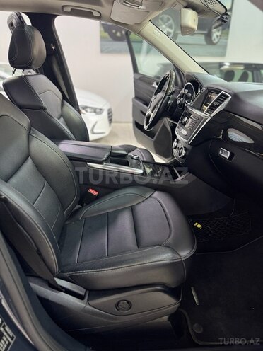 Mercedes ML 430 4MATIC-18