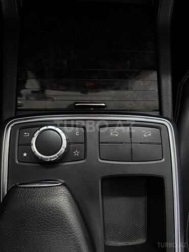 Mercedes ML 430 4MATIC-28