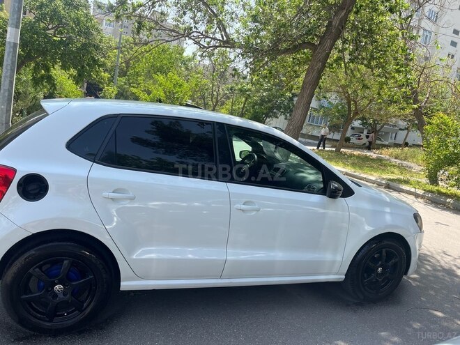 Volkswagen Polo 2010, 280,000 km - 1.4 л - Bakı