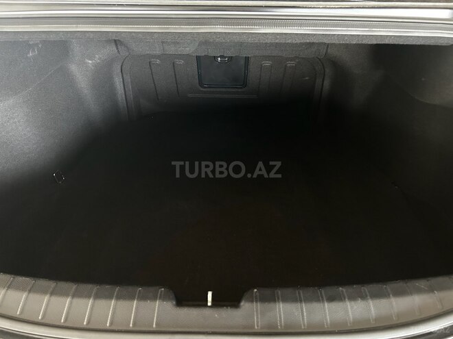 Hyundai Grandeur 2016, 175,000 km - 2.2 л - Bakı