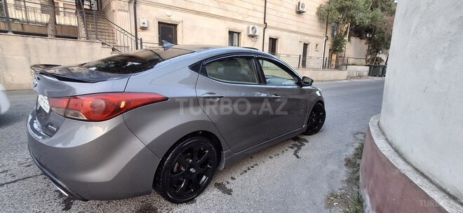 Hyundai Elantra 2011, 270,000 km - 1.8 л - Bakı