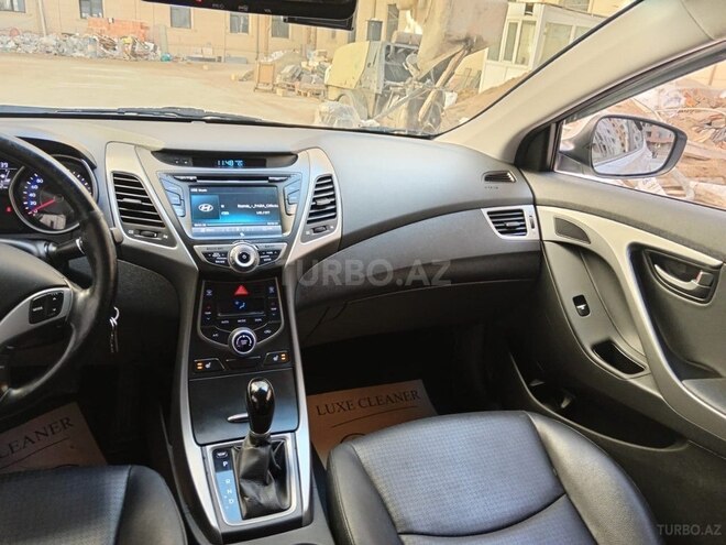 Hyundai Avante 2015, 186,253 km - 1.6 л - Bakı