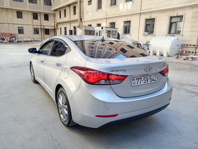 Hyundai Avante 2015, 186,253 km - 1.6 л - Bakı