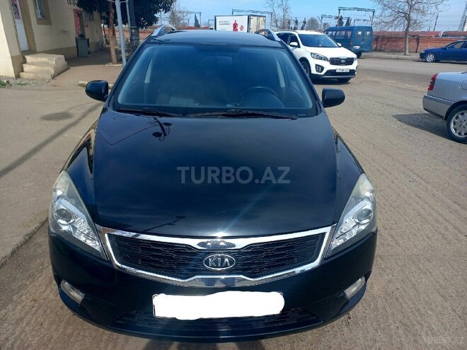 Kia  2010, 184,000 km - 1.4 l - Gəncə
