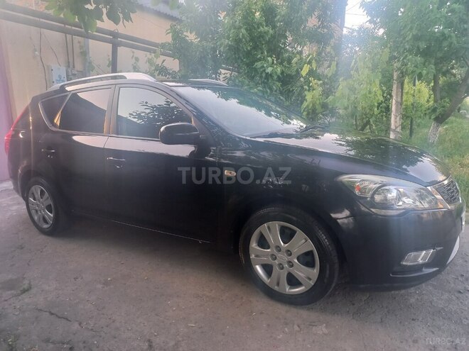 Kia  2010, 184,000 km - 1.4 l - Gəncə