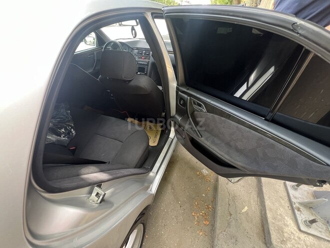 Mercedes E 220 d 2000, 36,000 km - 2.2 l - Ağcabədi