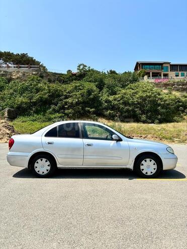 Nissan Sunny 2004, 285,455 km - 1.6 l - Bakı