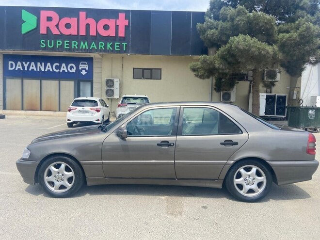 Mercedes C 180 1993, 341,000 km - 1.8 l - Bakı