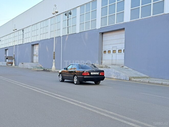 Mercedes E 240 1998, 337,412 km - 2.4 l - Gəncə