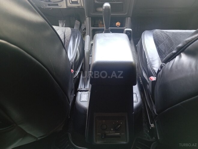 Mitsubishi Pajero 1998, 240,000 km - 2.4 l - Bakı